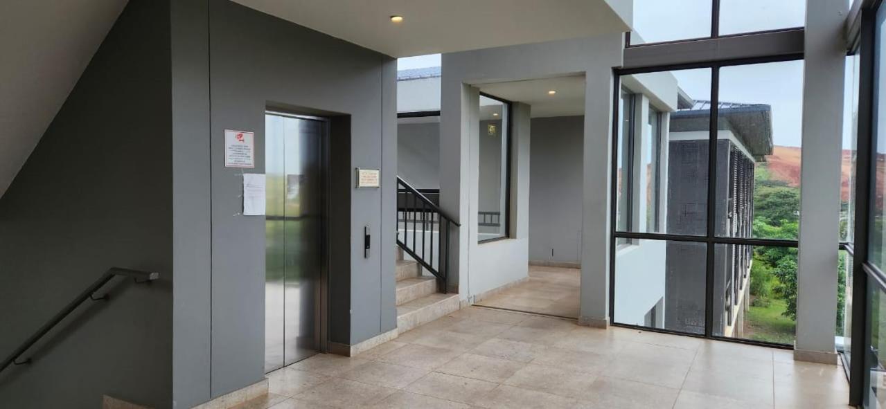 Zimbali Boulevard 2 Bedroom *